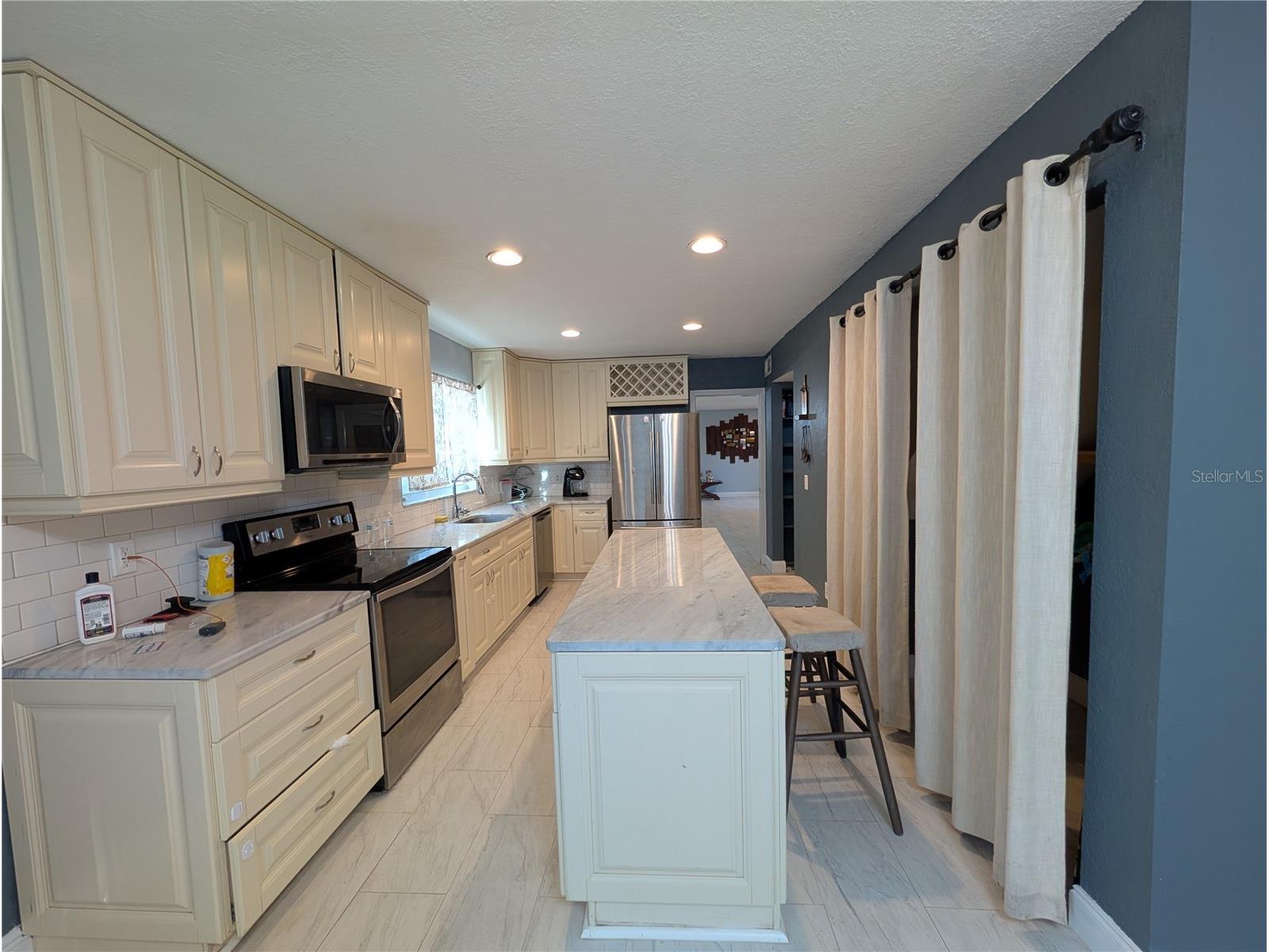 4107 Hudson Way Tampa FL 33618 TB8518369 image23