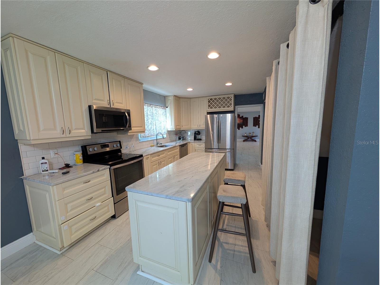 4107 Hudson Way Tampa FL 33618 TB8518369 image25