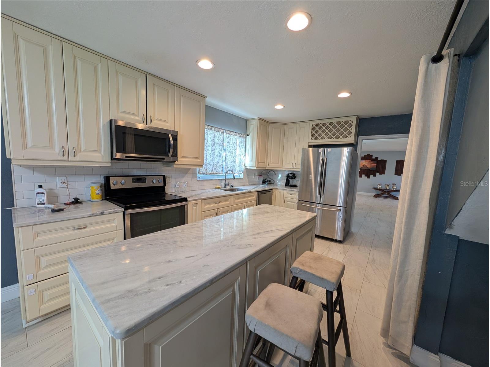 4107 Hudson Way Tampa FL 33618 TB8518369 image30