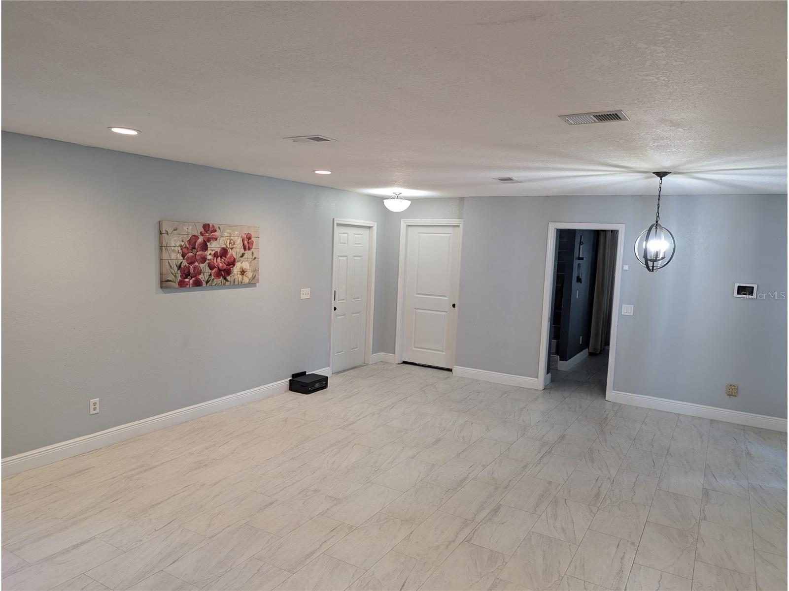 4107 Hudson Way Tampa FL 33618 TB8518369 image8