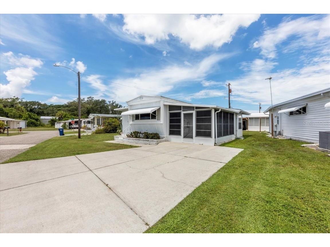 4108 12th Street Court E Ellenton FL 34222 A4580088 image1