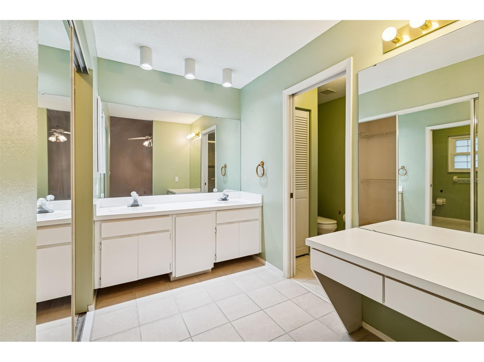 4108 Brentwood Park Circle Tampa FL 33624 TB8474206 image22