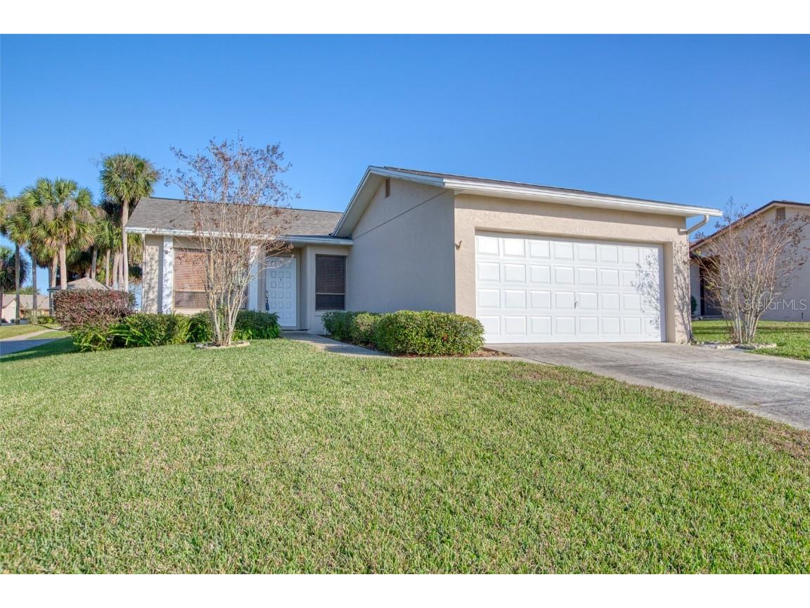 4108 Castaways Landing Winter Haven FL 33884 P4925325 image1