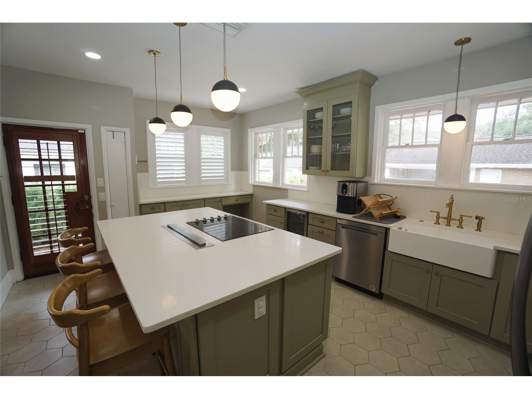 4108 W Azeele Street Tampa FL 33609 TB8516853 image8