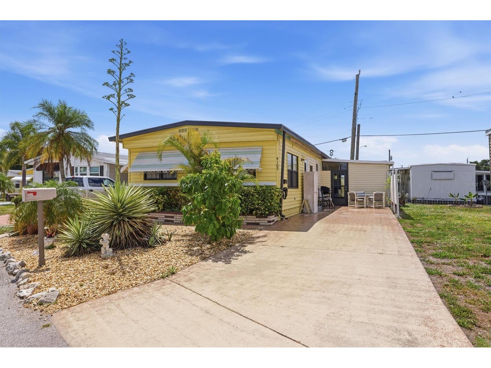 4109 12th Street E Ellenton FL 34222 A4694725 image1