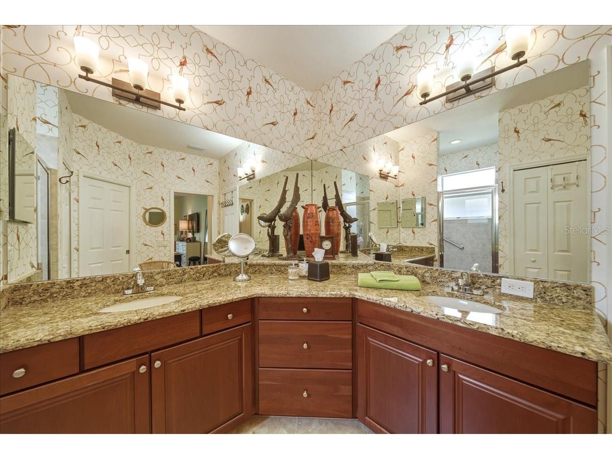 4109 66th Terrace E Sarasota FL 34243 A4693273 image40
