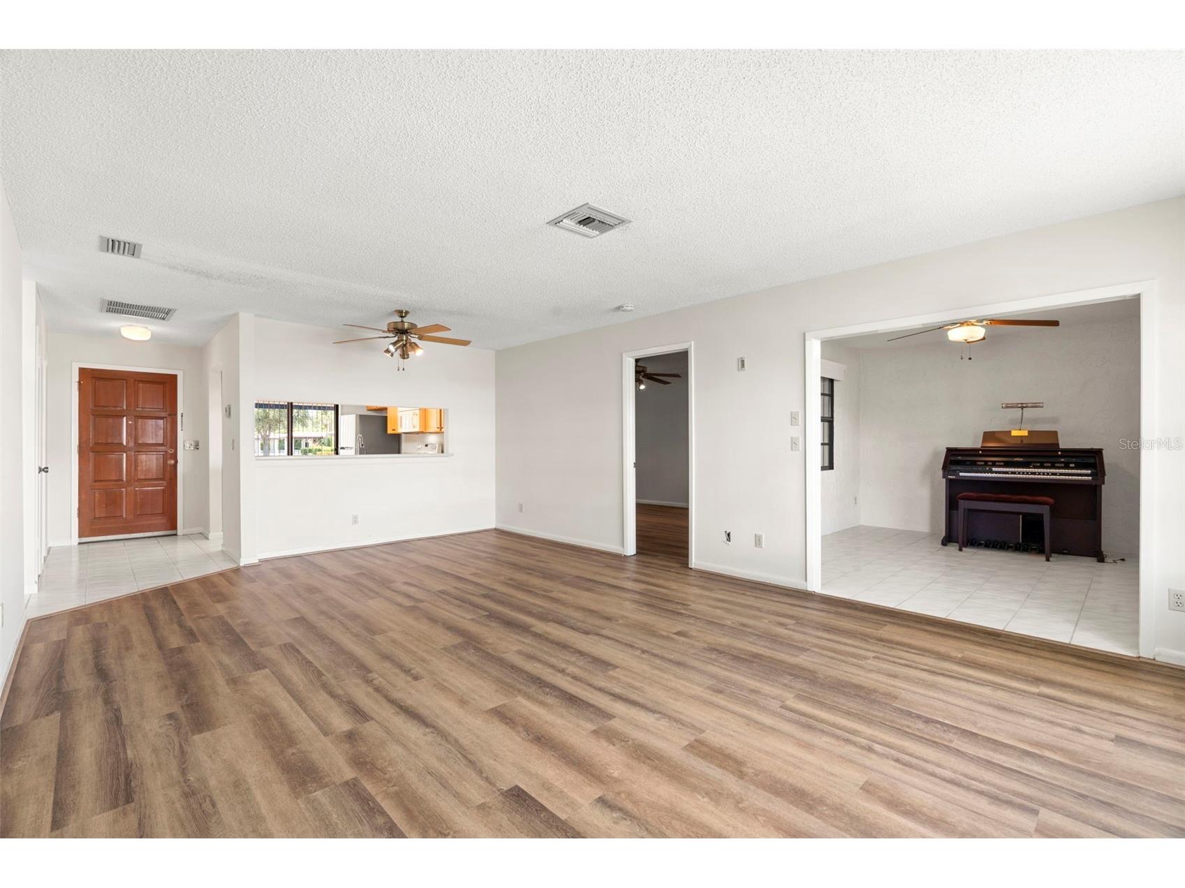 4109 89th Avenue N Pinellas Park FL 33782 TB8526078 image25
