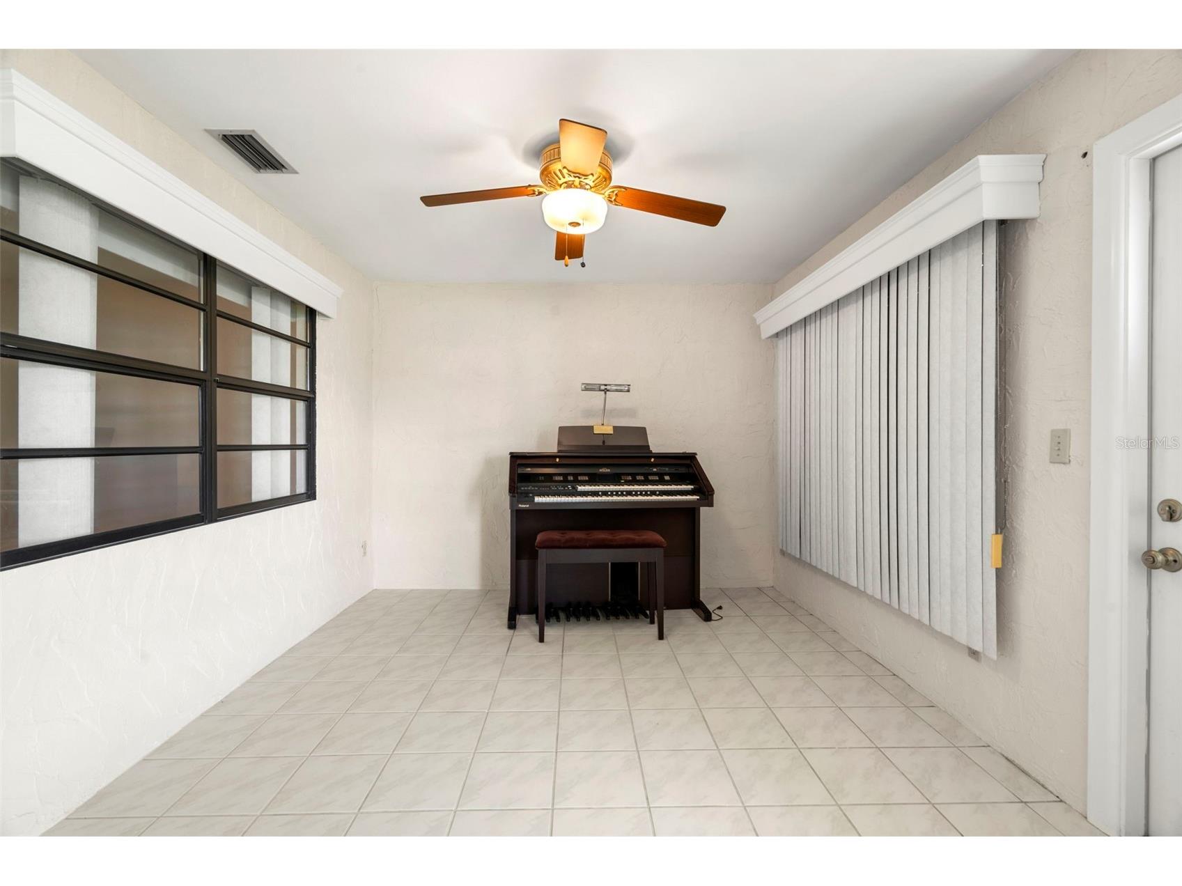 4109 89th Avenue N Pinellas Park FL 33782 TB8526078 image26