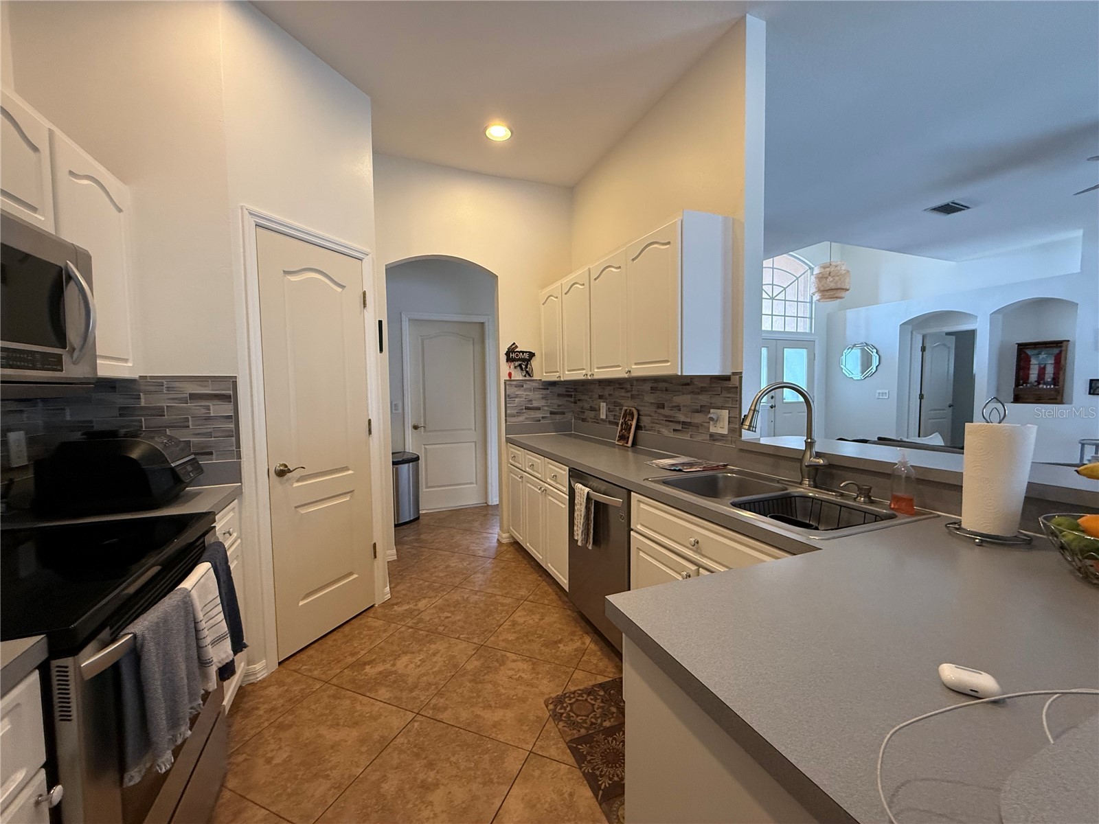 4109 Amber Ridge Lane Valrico FL 33594 TB8514543 image9