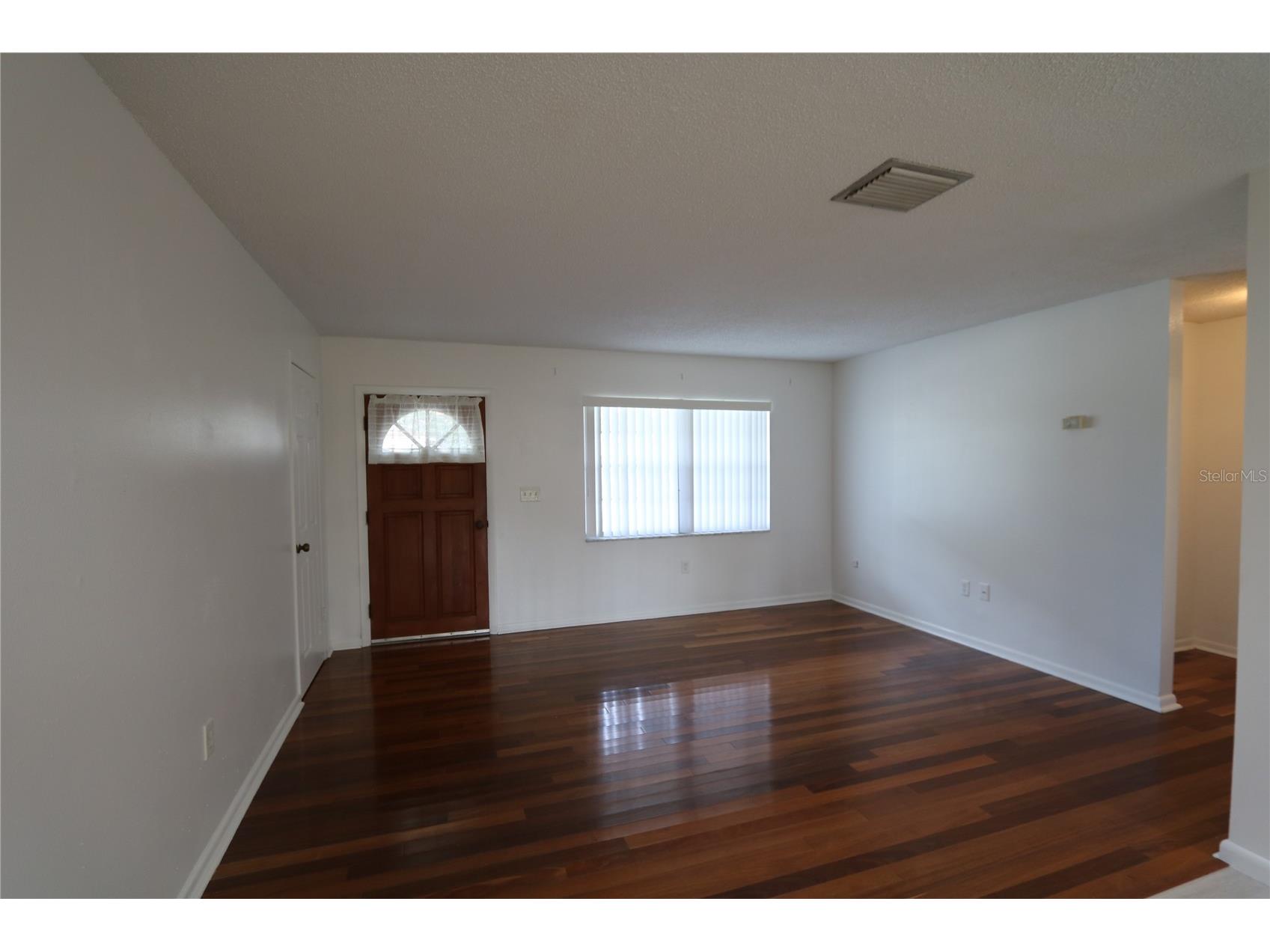 4109 E 99th Avenue Tampa FL 33617 TB8506136 image12