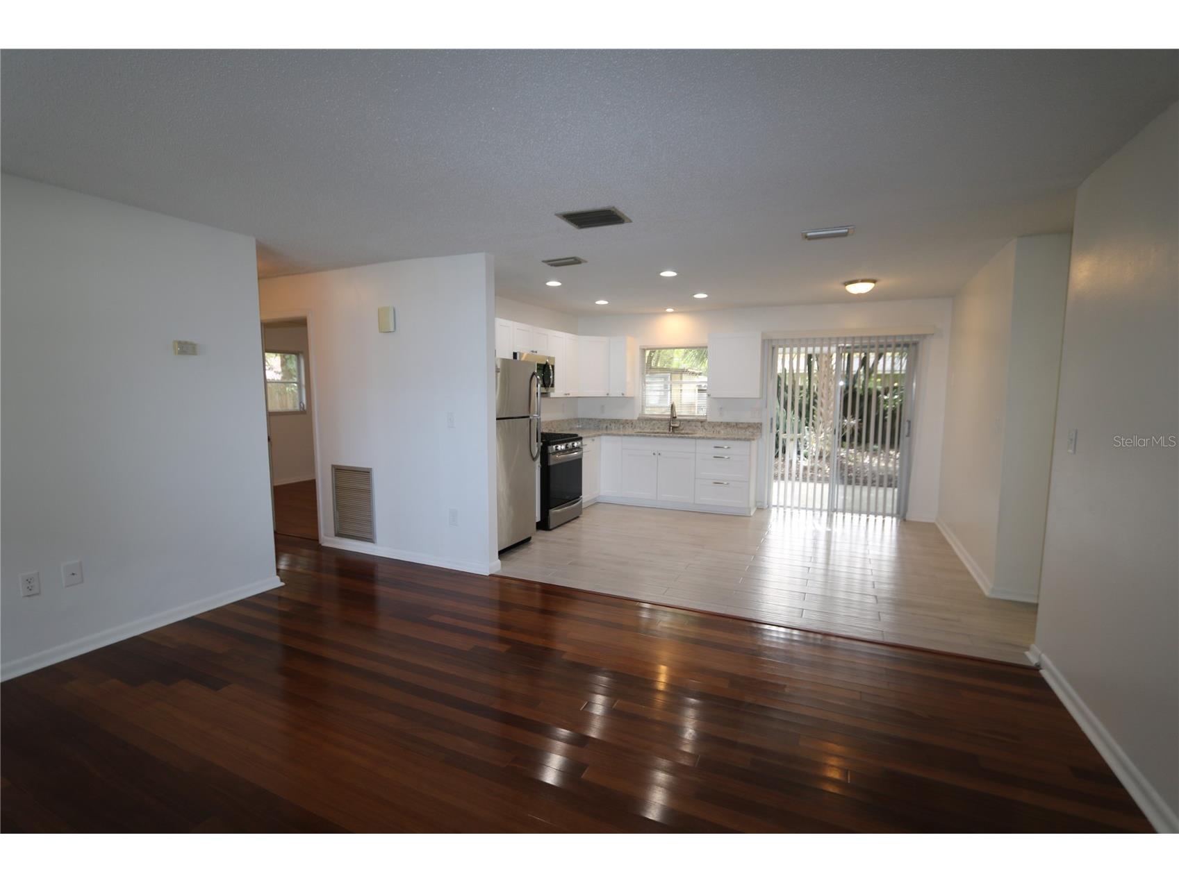4109 E 99th Avenue Tampa FL 33617 TB8506136 image4