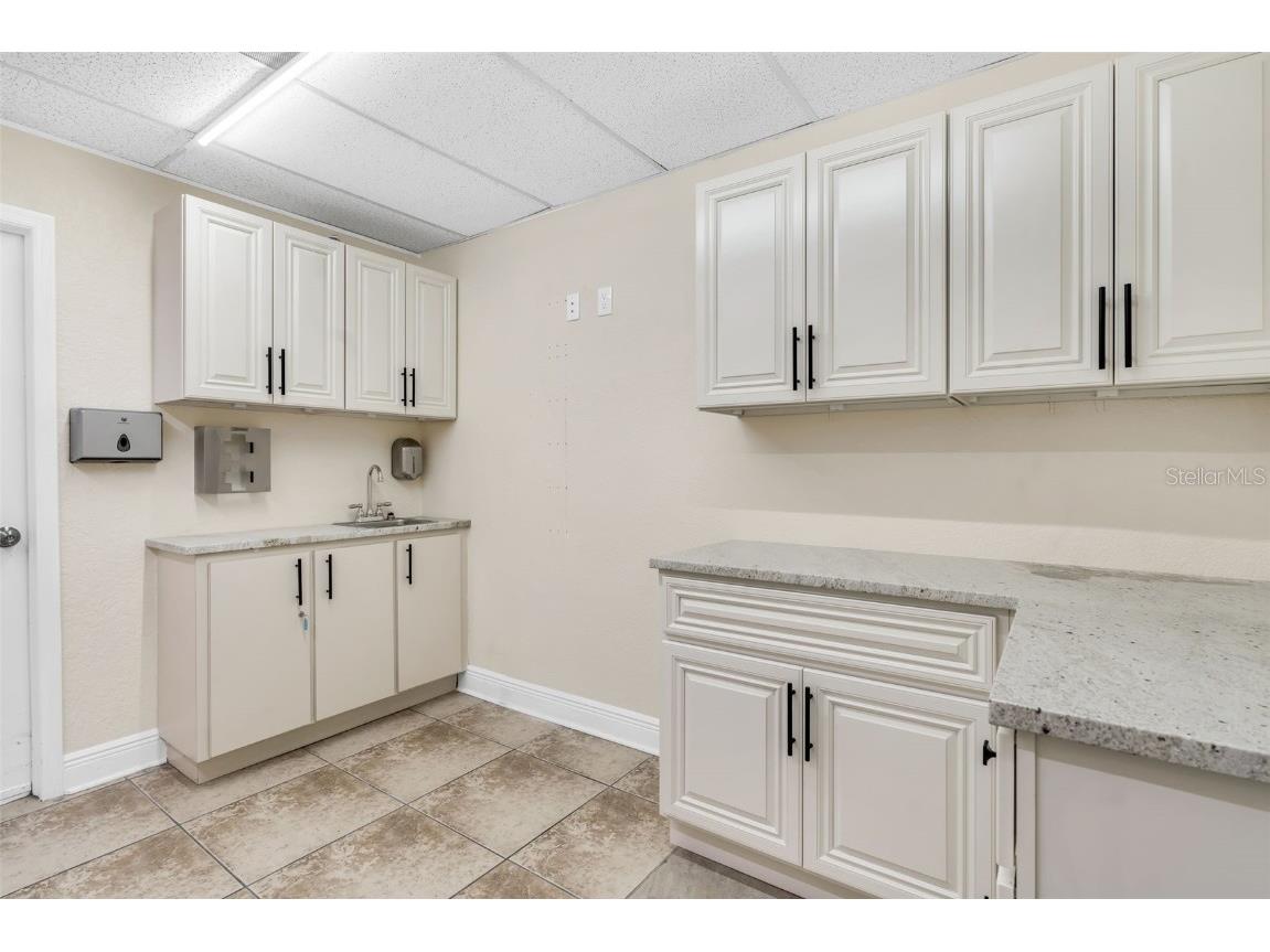 4109 N Armenia Avenue Tampa FL 33607 TB8390923 image11