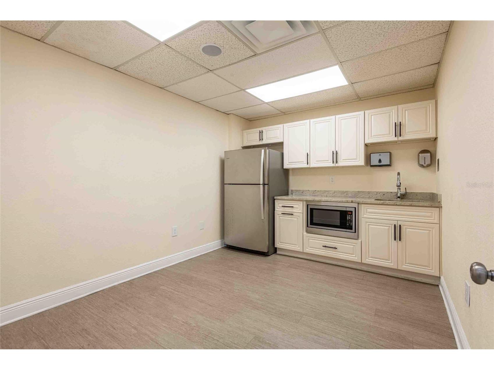 4109 N Armenia Tampa FL 33607 TB8495580 image27