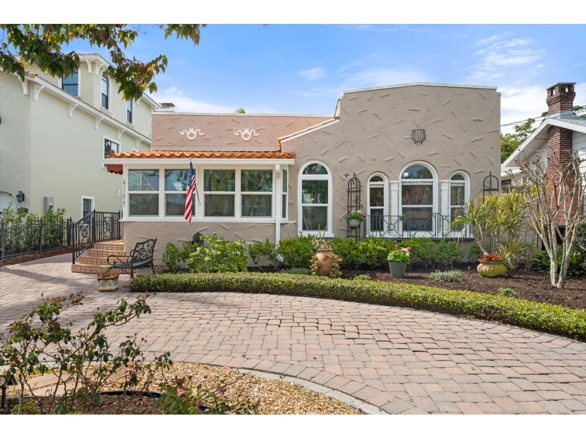 4109 Riverview Boulevard Bradenton FL 34209 A4646752 image1
