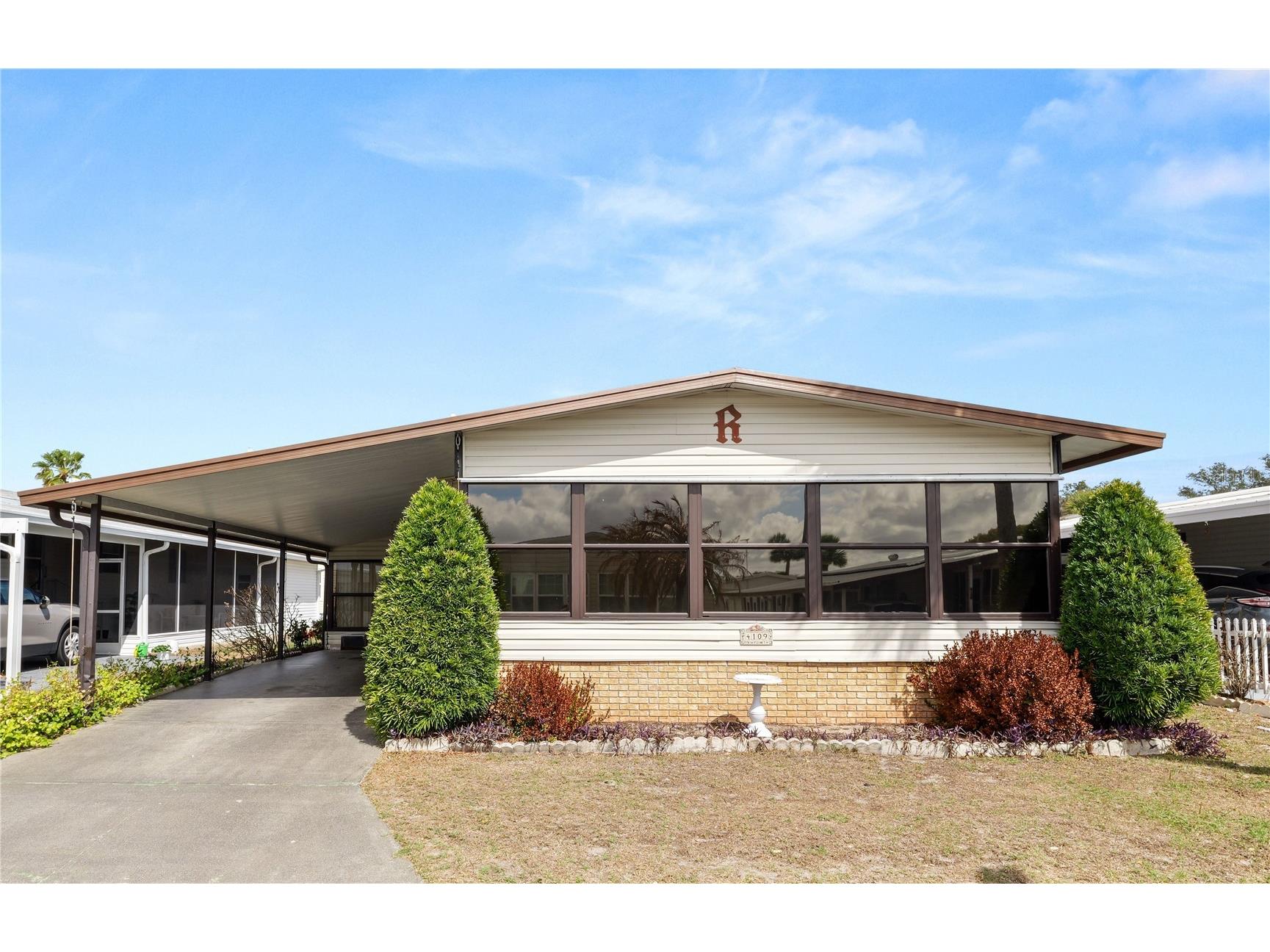 4109 Sprucewood Street Winter Haven FL 33880 - Dinner Lake L4960096 image1