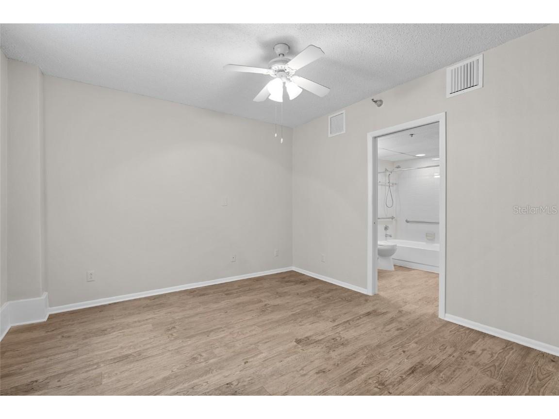 411 1st Avenue N #502 Saint Petersburg FL 33701 TB8445975 image10
