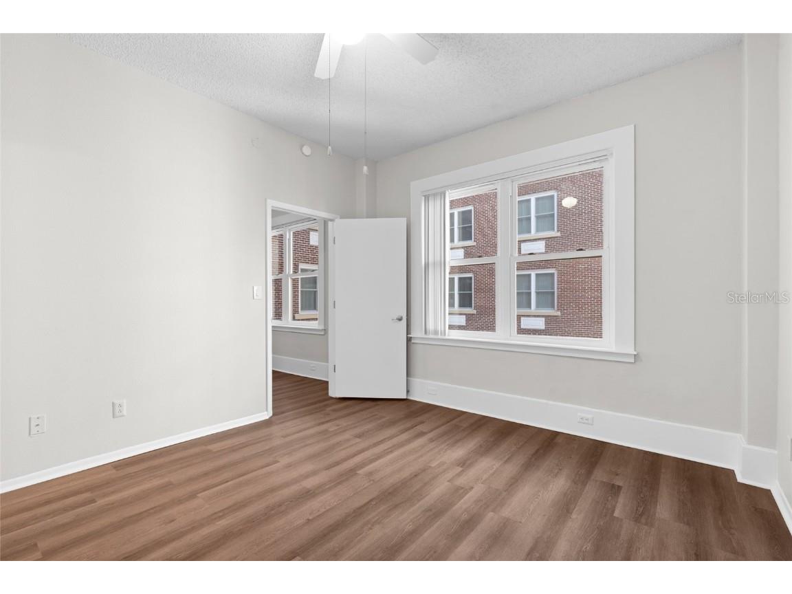 411 1st Avenue N #702 Saint Petersburg FL 33701 TB8446599 image11