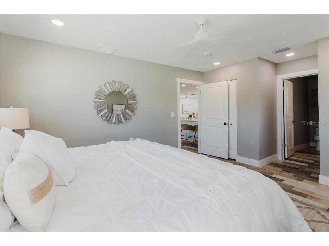 411 87th Avenue Saint Pete Beach FL 33706 TB8461946 image24