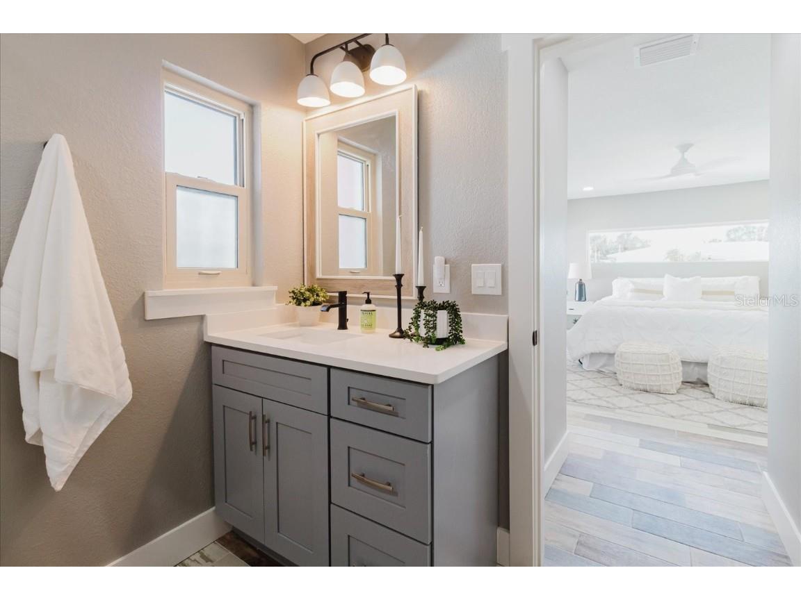 411 87th Avenue Saint Pete Beach FL 33706 TB8461946 image26