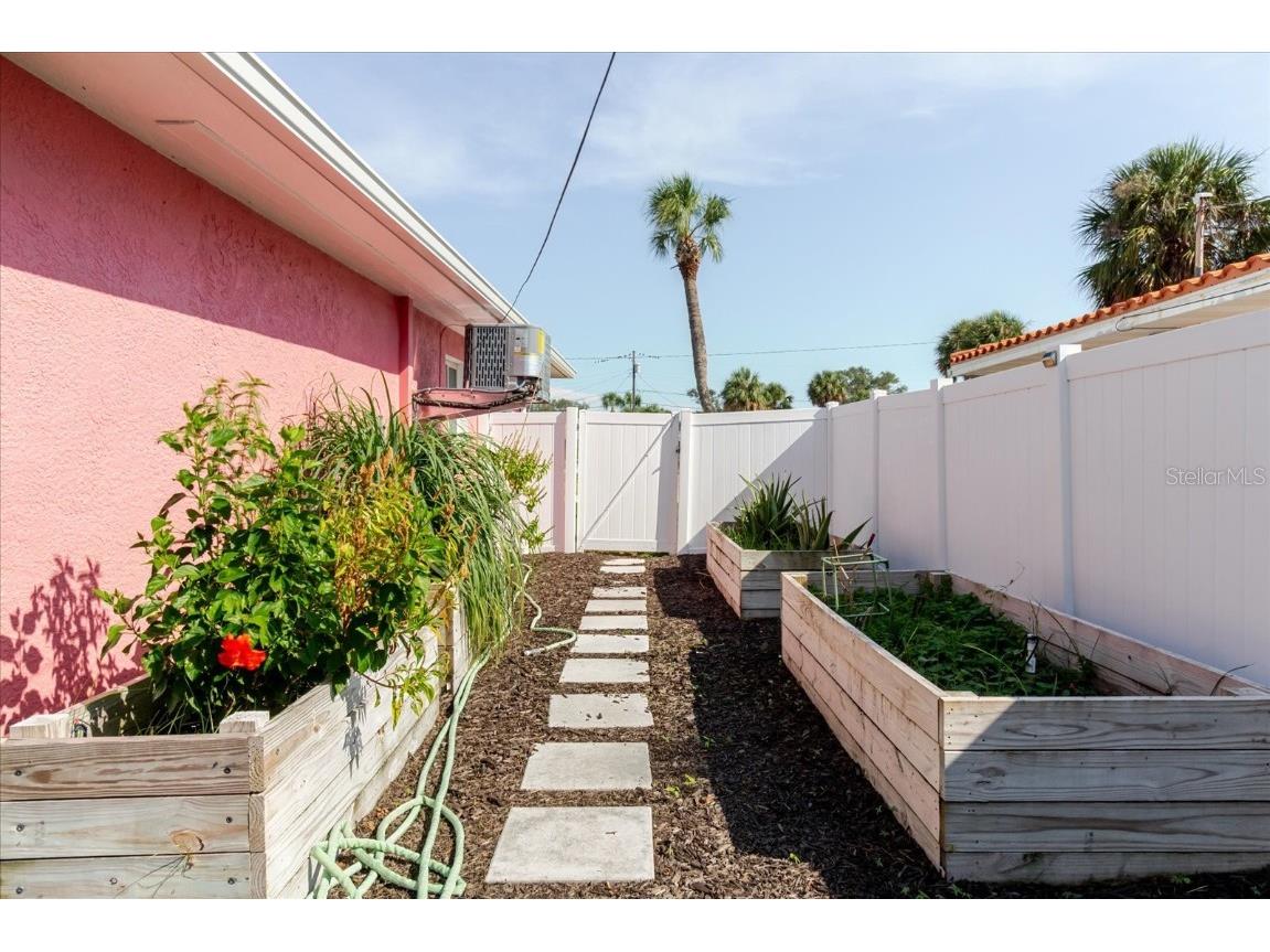 411 87th Avenue Saint Pete Beach FL 33706 TB8461946 image49