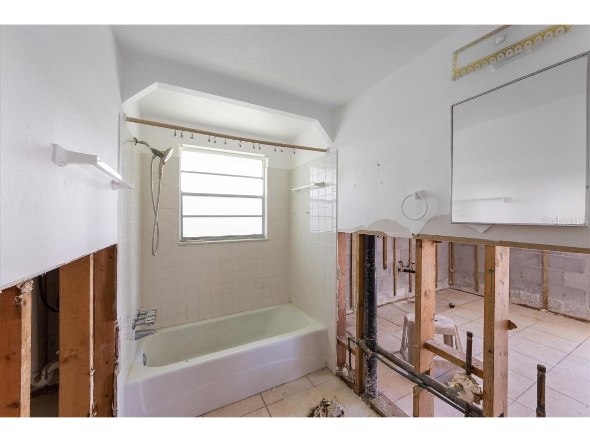 411 Alamanda Road Anna Maria FL 34216 A4656727 image12