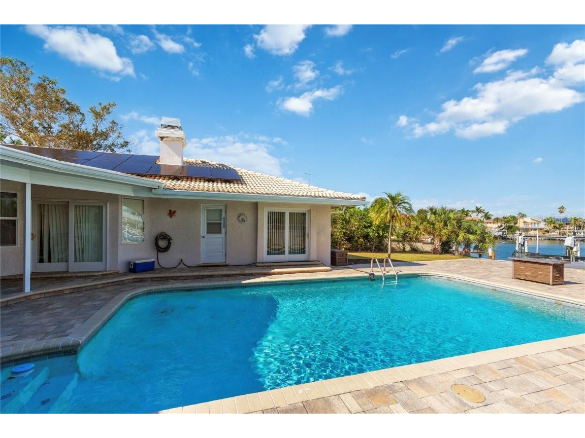 411 Belle Isle Avenue Belleair Beach FL 33786 TB8438769 image18