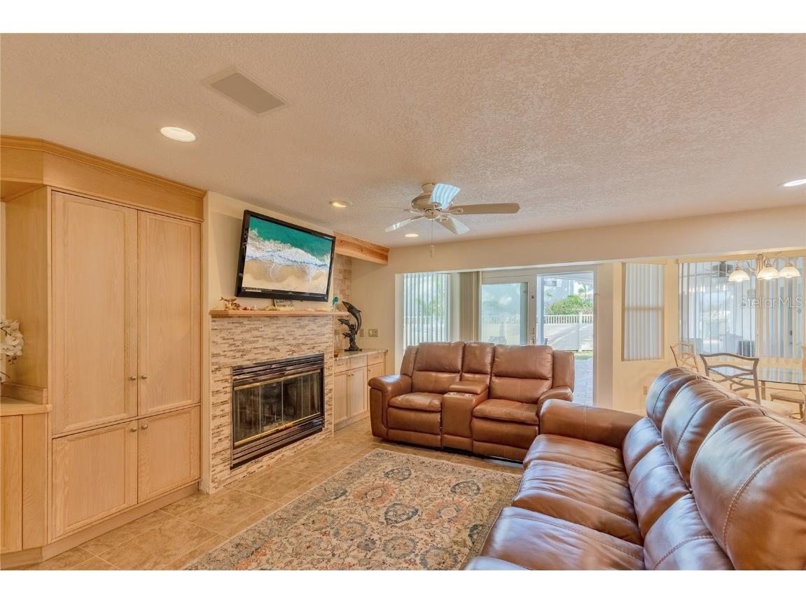 411 Belle Isle Avenue Belleair Beach FL 33786 TB8438769 image24