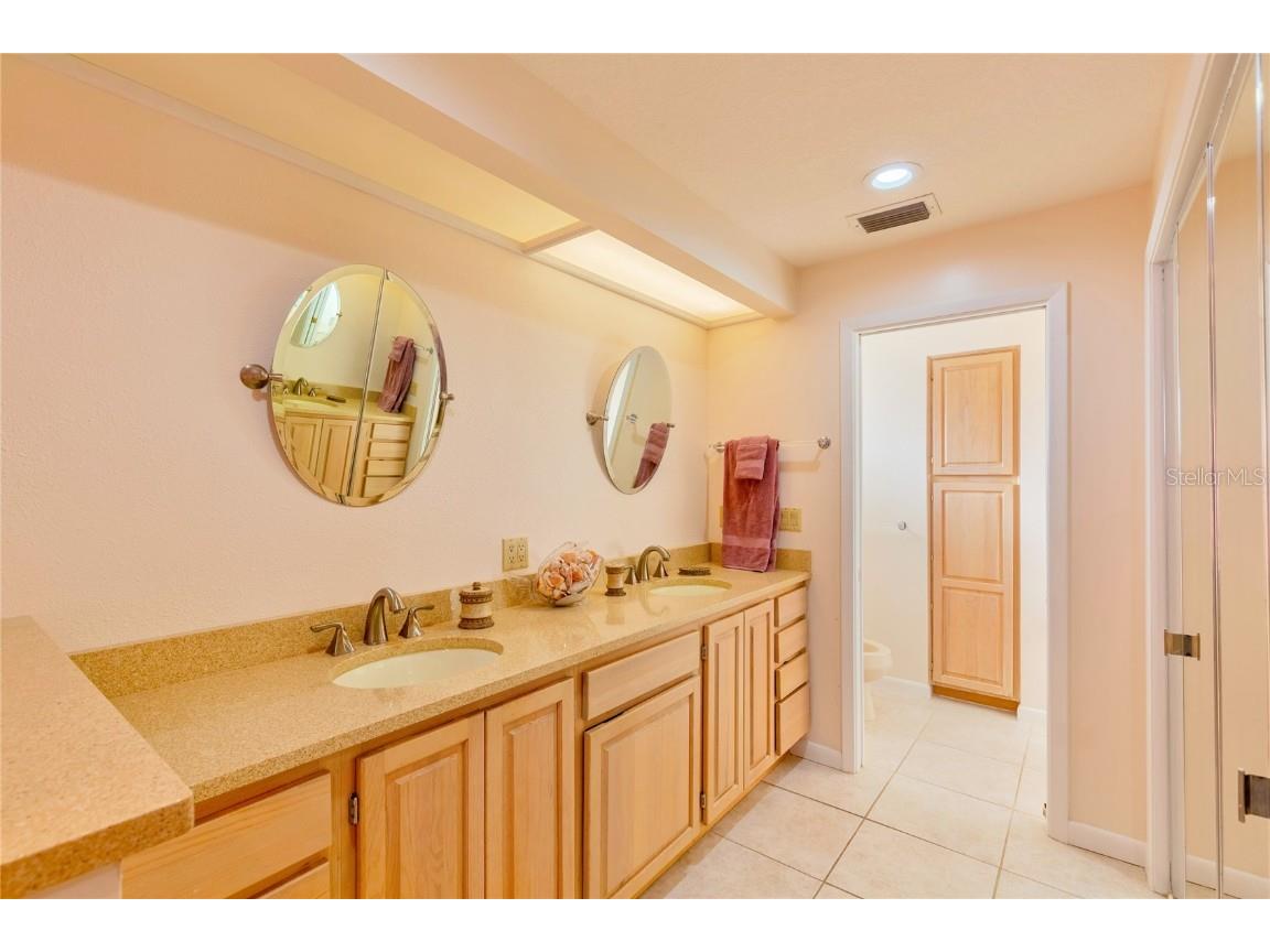 411 Belle Isle Avenue Belleair Beach FL 33786 TB8438769 image32