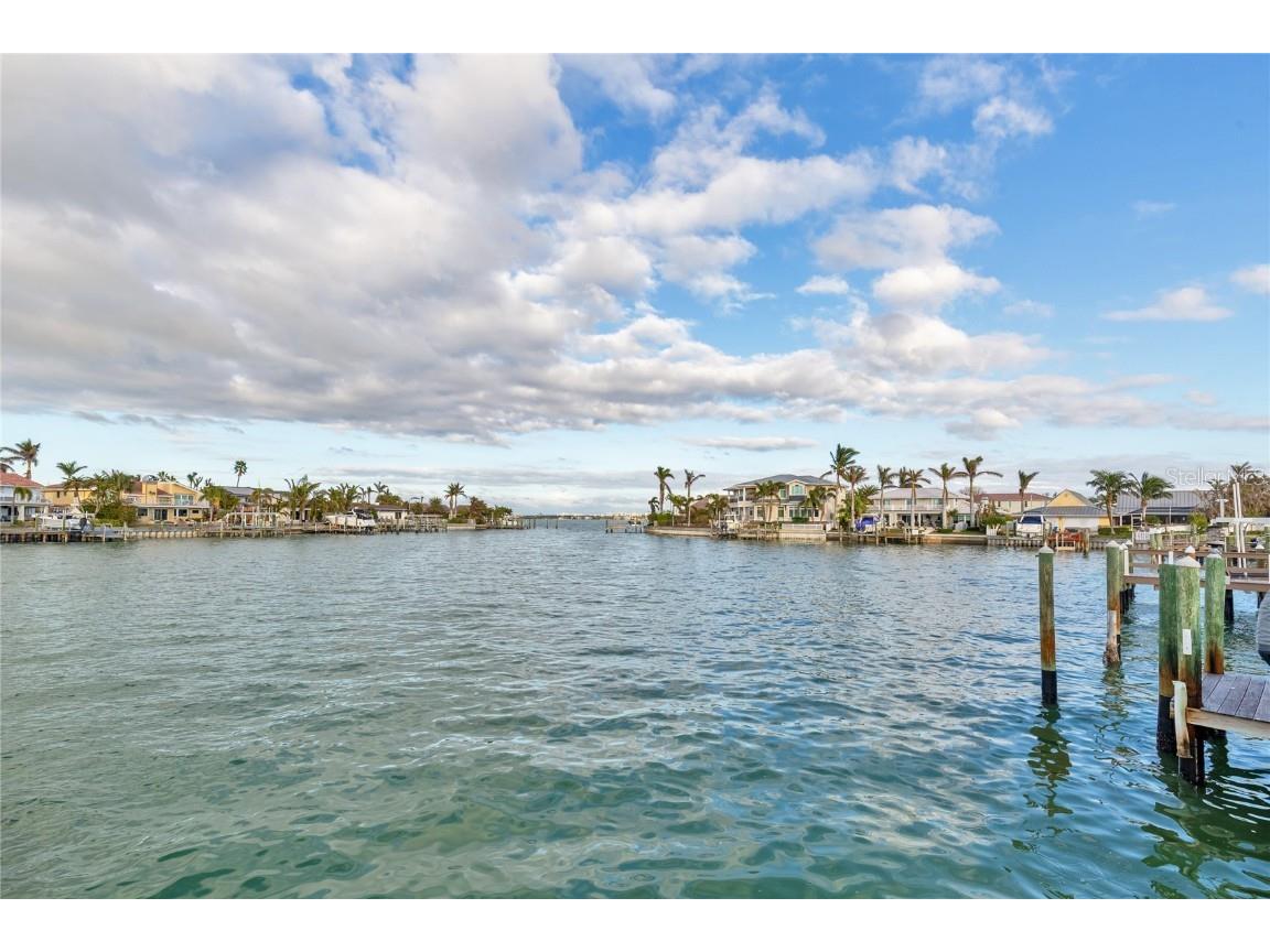 411 Belle Isle Avenue Belleair Beach FL 33786 TB8438769 image56