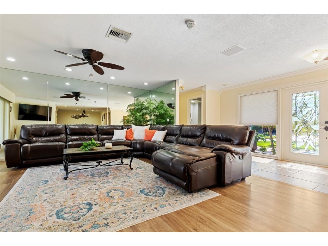 411 Belle Isle Avenue Belleair Beach FL 33786 TB8438769 image7