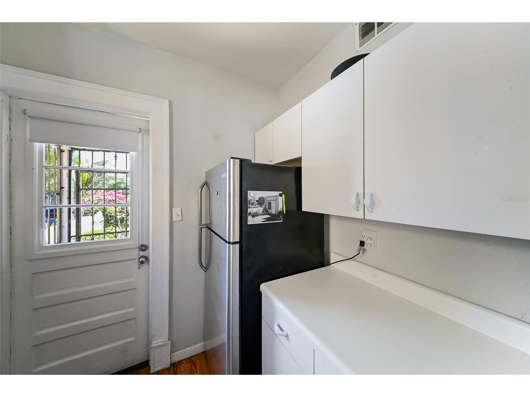 411 Burns Court Sarasota FL 34236 A4694679 image10