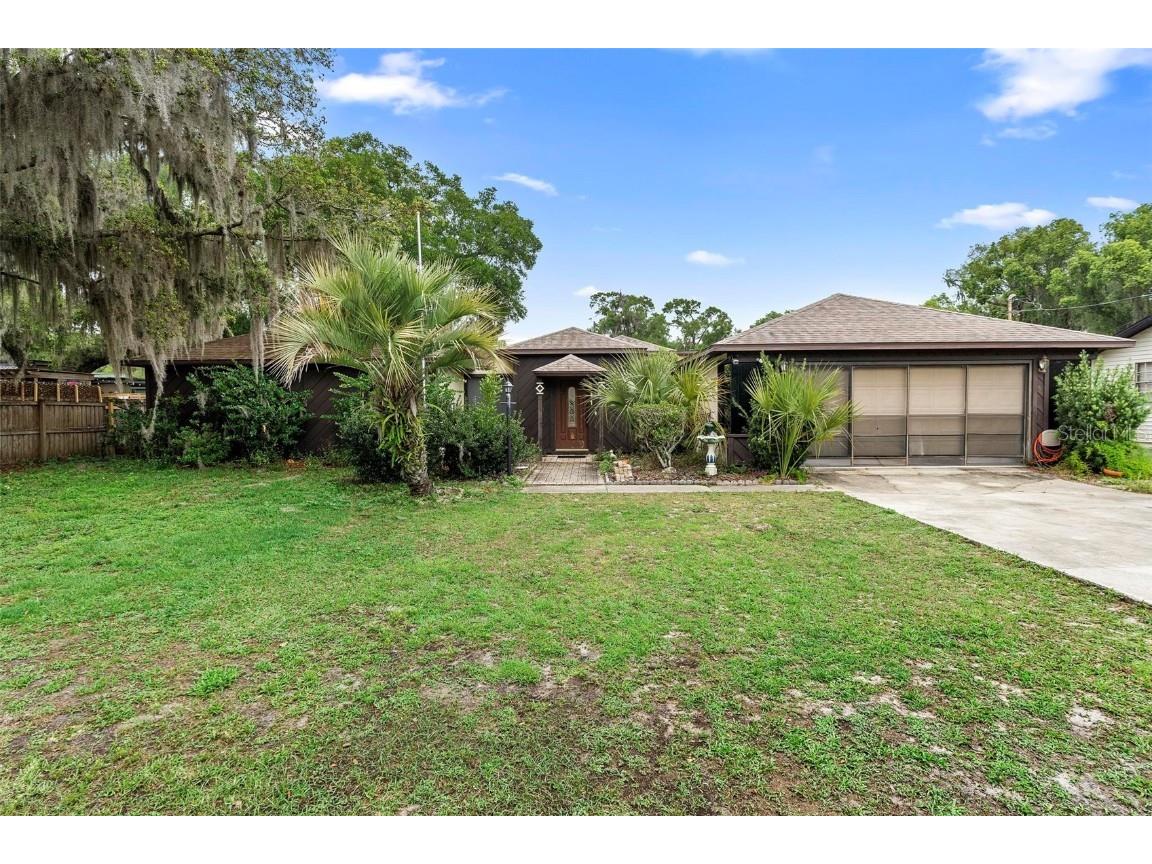 411 Columbus Avenue Orange City FL 32763 V4941957 image1