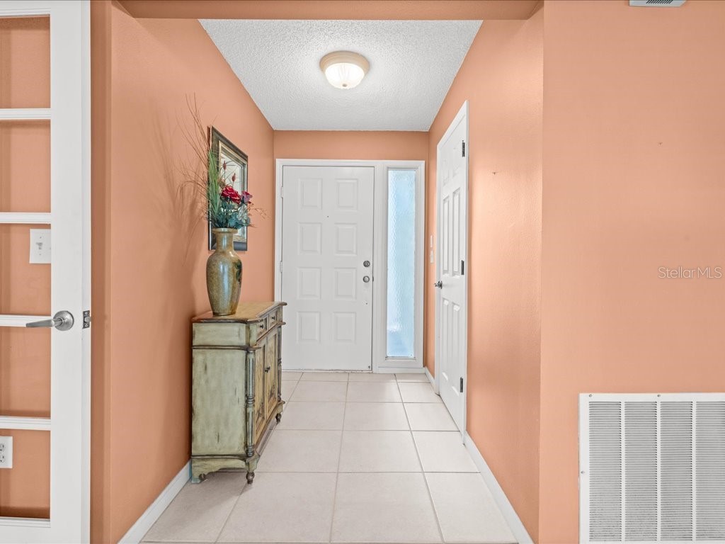 411 Cypress Forest Drive Englewood FL 34223 D6143803 image3