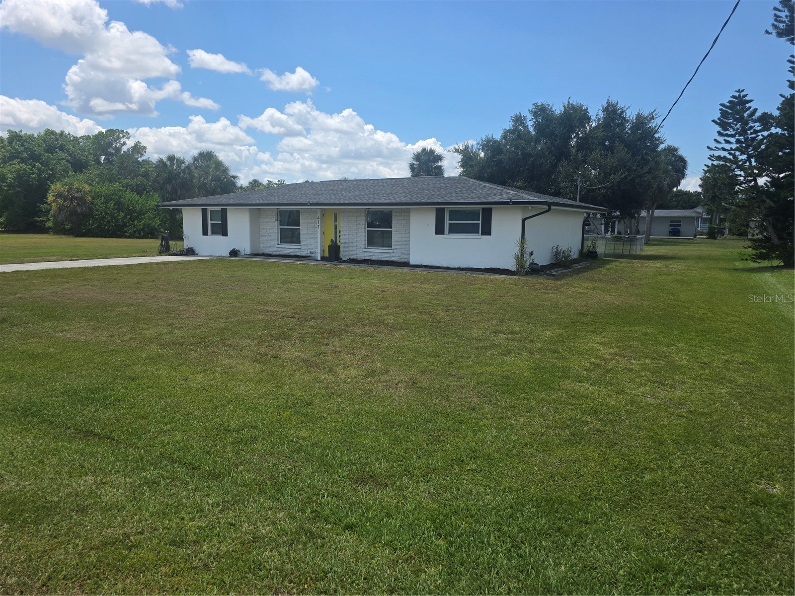 411 E Grace Street Punta Gorda FL 33950 C7527732 image3