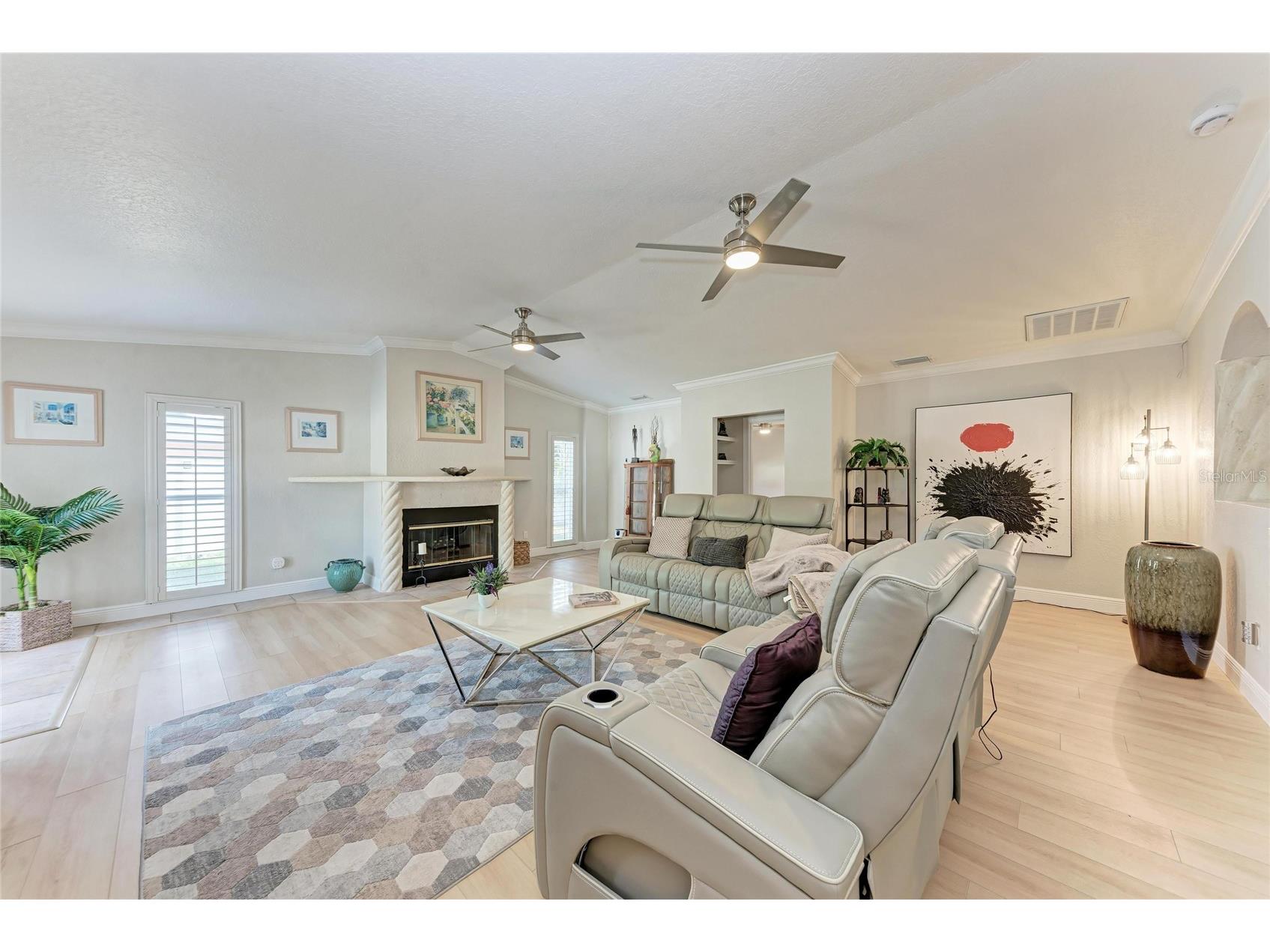 411 Harbor View Lane Largo FL 33770 A4678091 image12