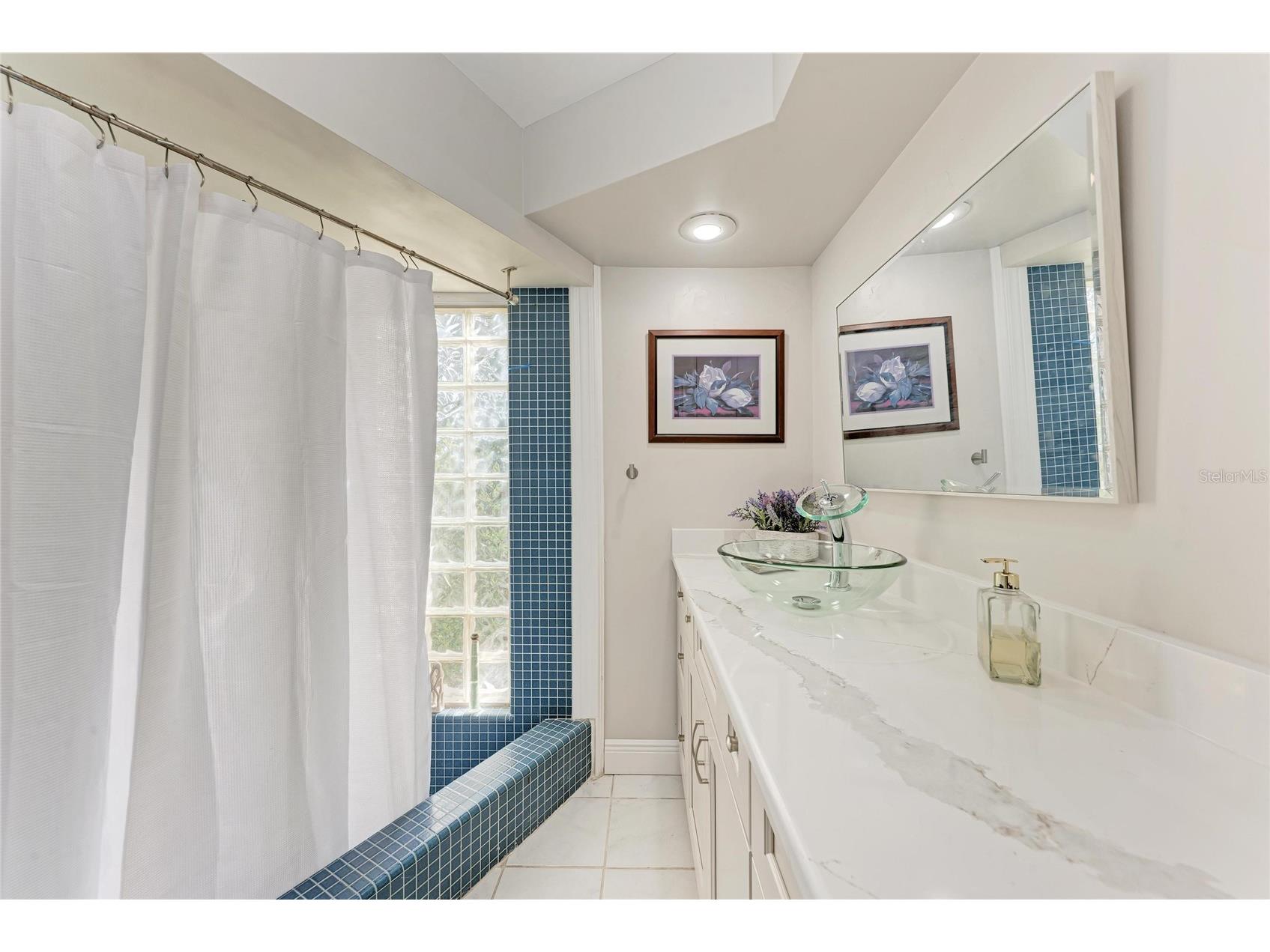 411 Harbor View Lane Largo FL 33770 A4678091 image30