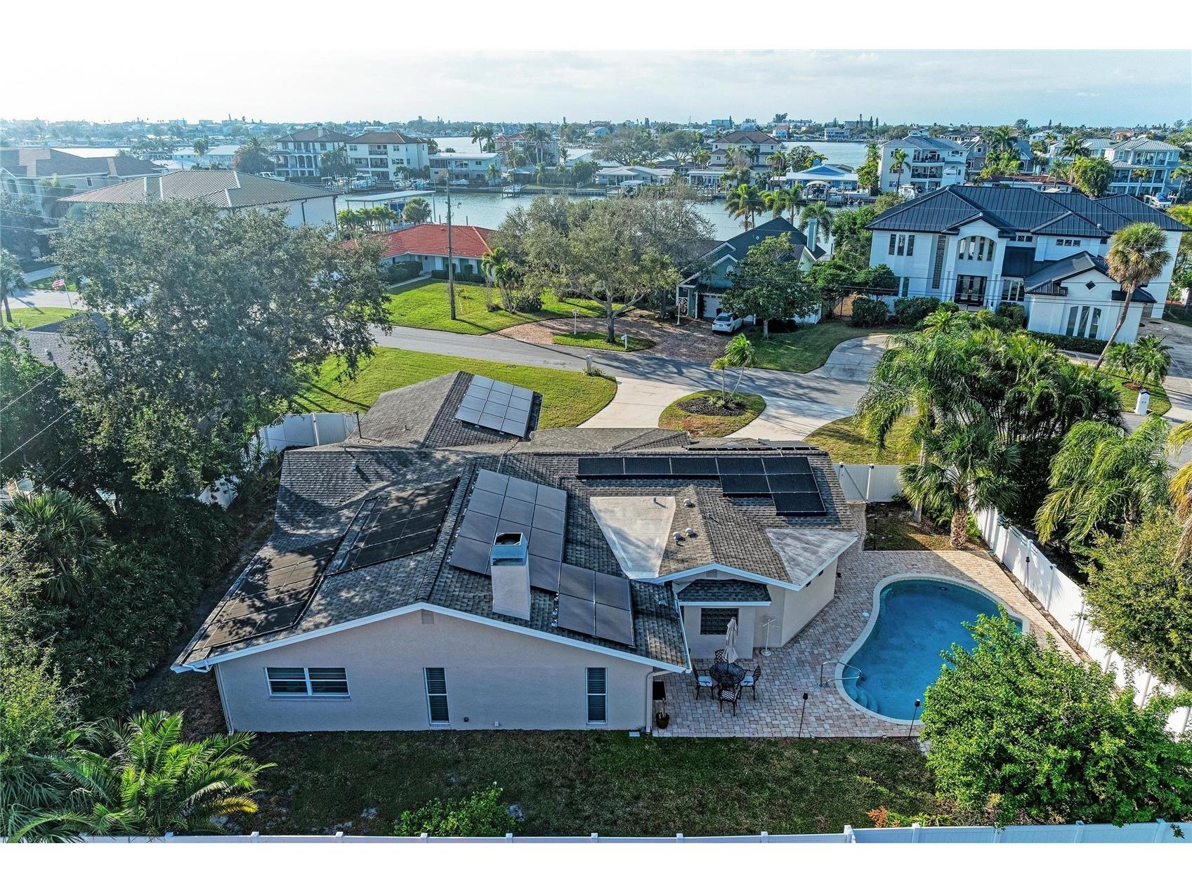 411 Harbor View Lane Largo FL 33770 A4678091 image39