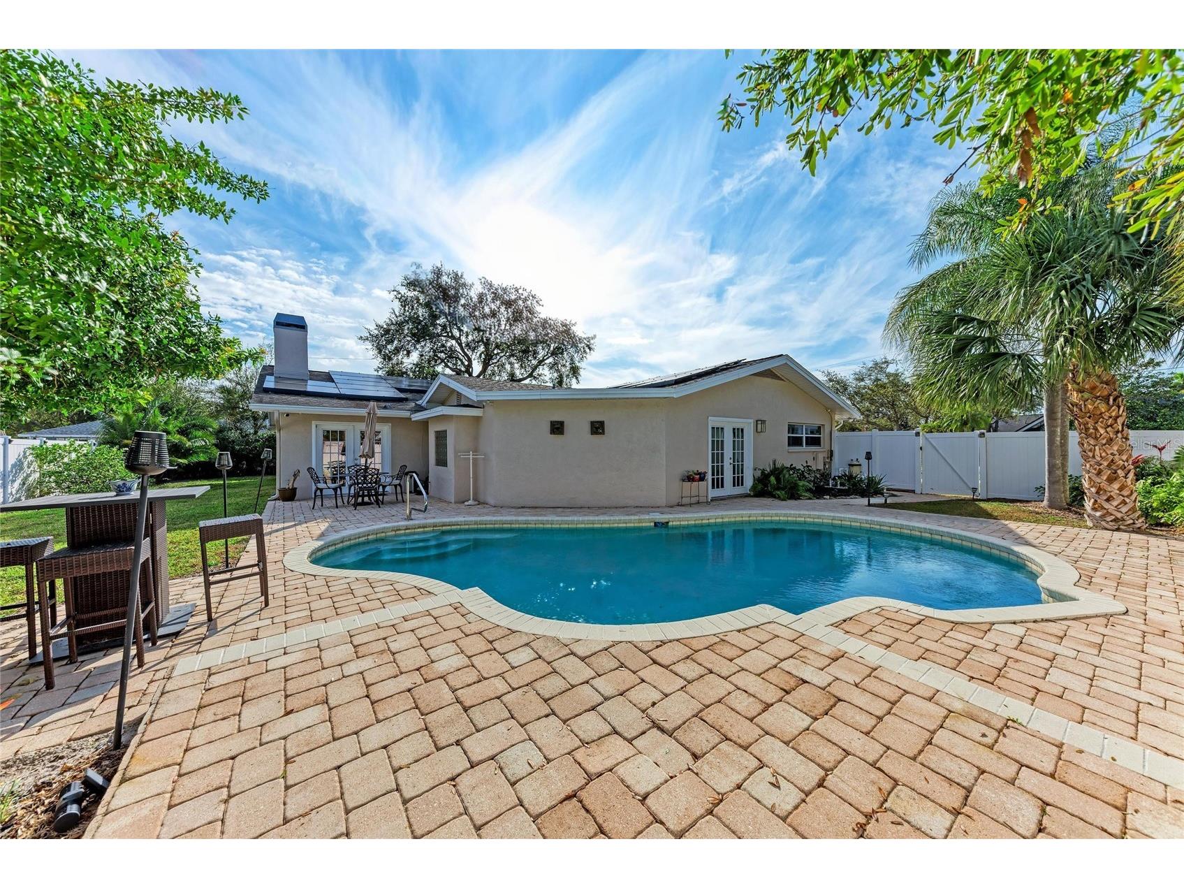 411 Harbor View Lane Largo FL 33770 A4678091 image5