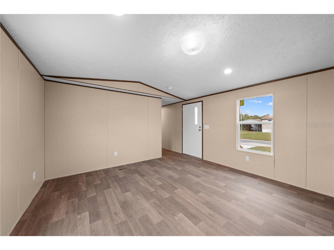 411 Lagoon Court Kenansville FL 34739 - LAKE MARIAN S5141121 image9