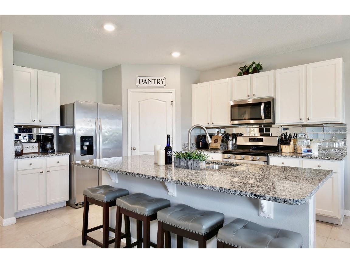 411 Lazio Circle Debary FL 32713 V4945839 image9