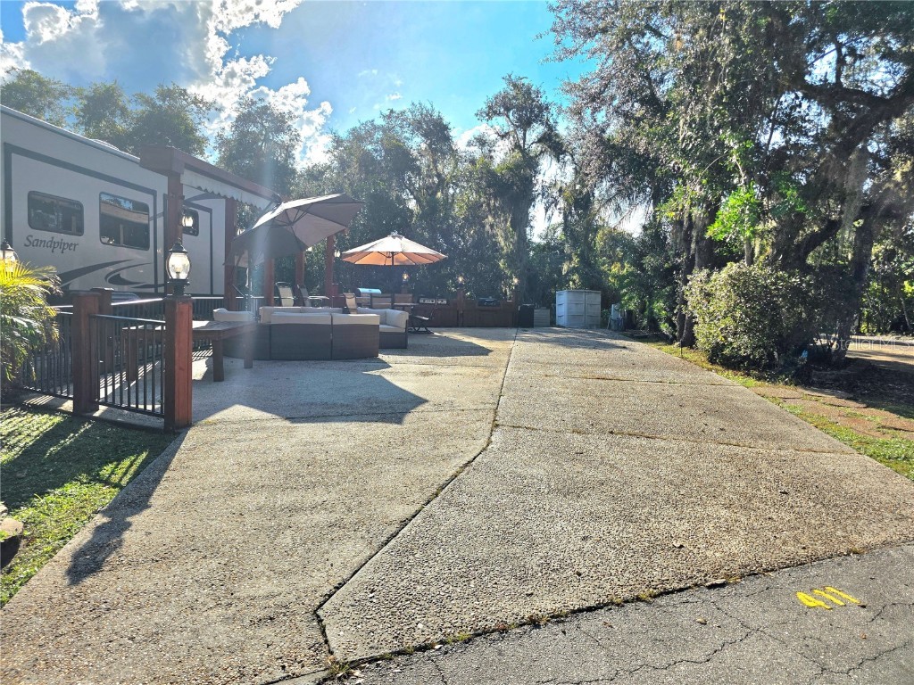 411 Longhorn Drive Lake Wales FL 33853 P4936775 image1