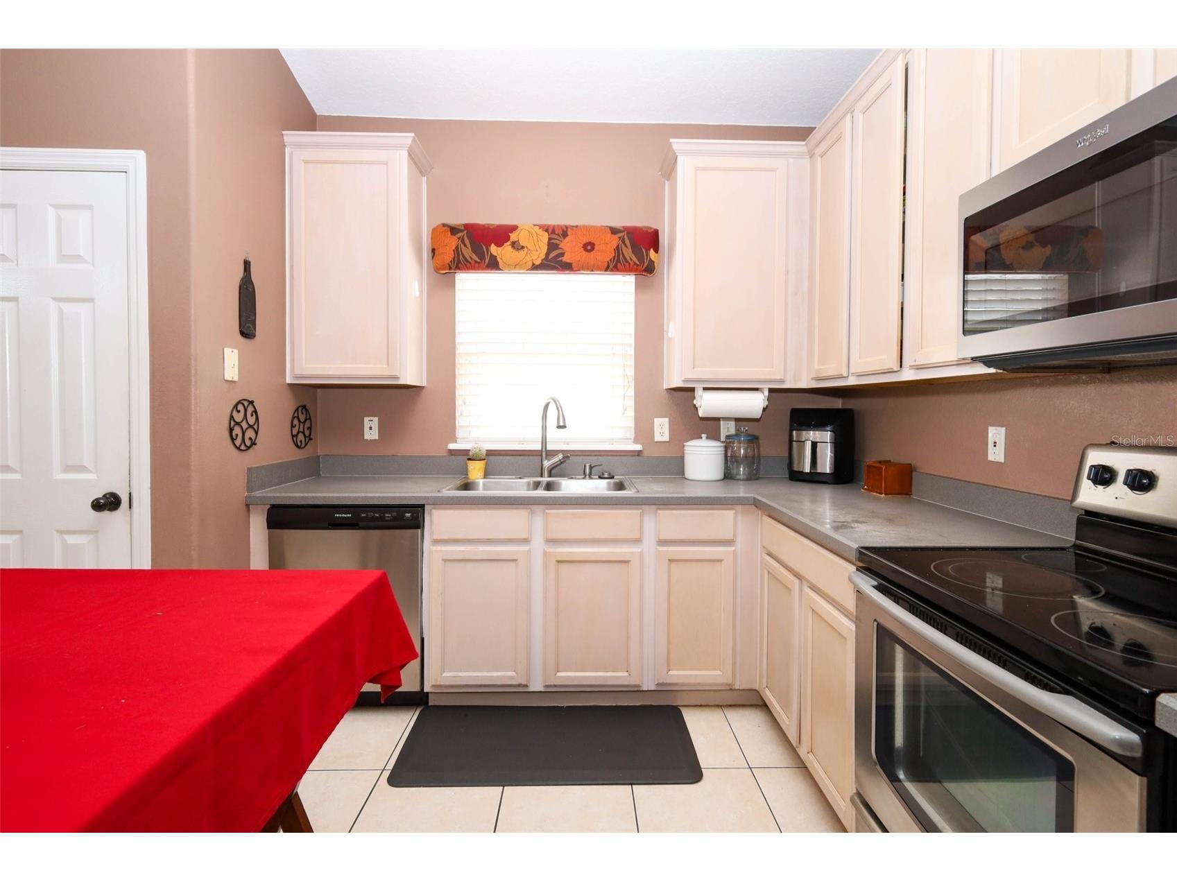 411 Lynn Street Oviedo FL 32765 O6409435 image13