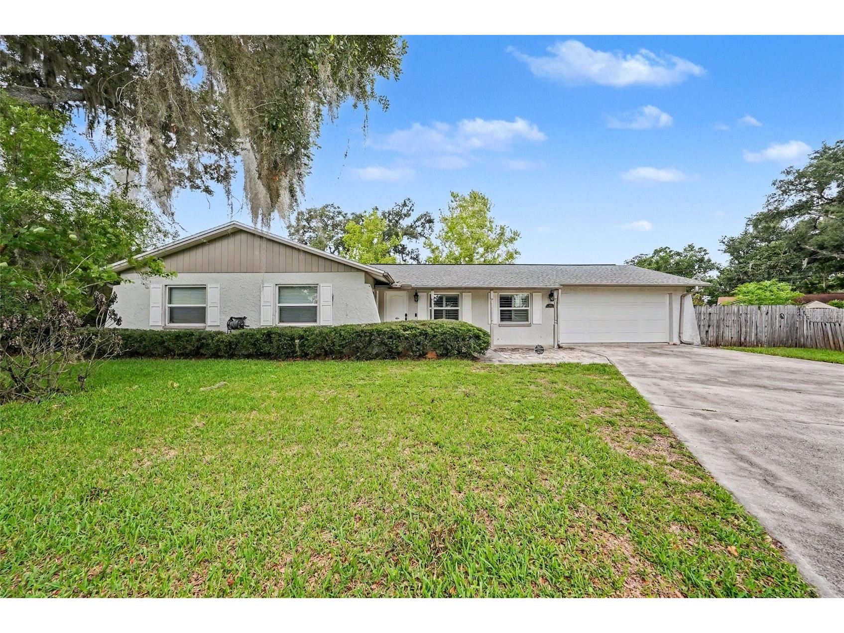 411 Merlin Court Brandon FL 33510 TB8515773 image1
