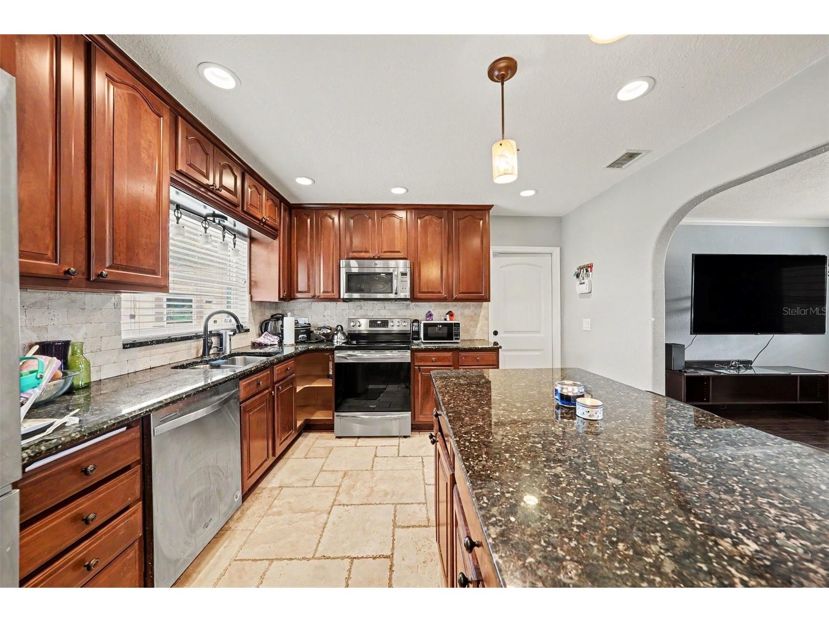 411 Merlin Court Brandon FL 33510 TB8515773 image6