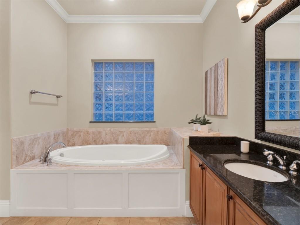 411 Muirfield Loop Reunion FL 34747 O6291525 image50