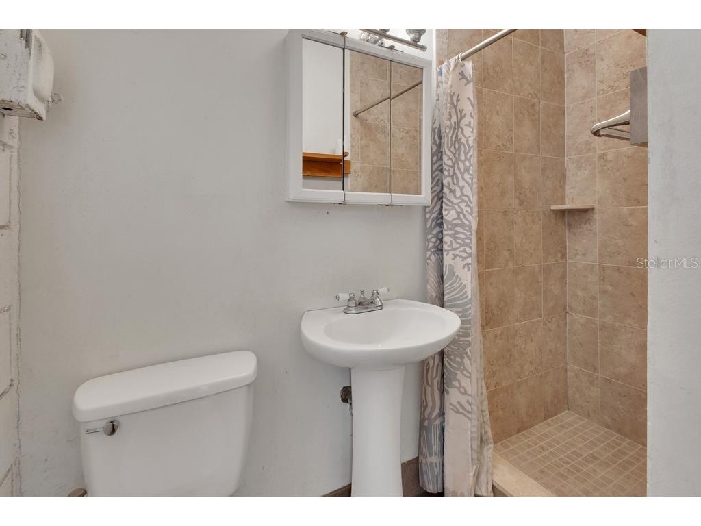 411 N Blue Lake Terrace Deland FL 32724 V4950208 image16