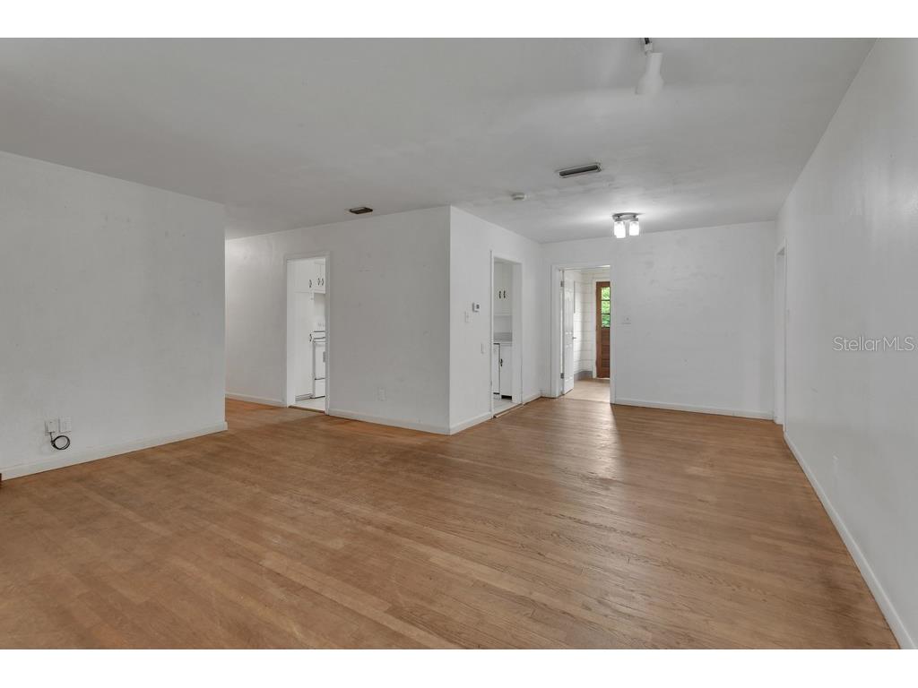 411 N Blue Lake Terrace Deland FL 32724 V4950208 image2