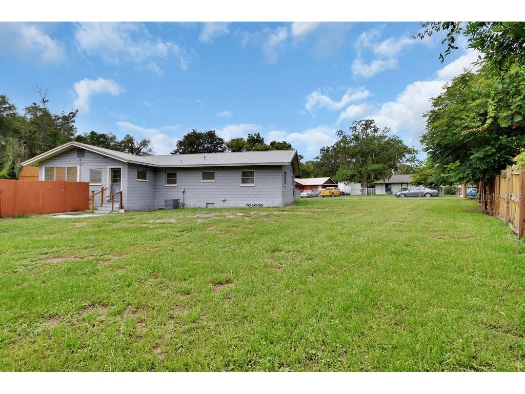 411 N Blue Lake Terrace Deland FL 32724 V4950208 image24