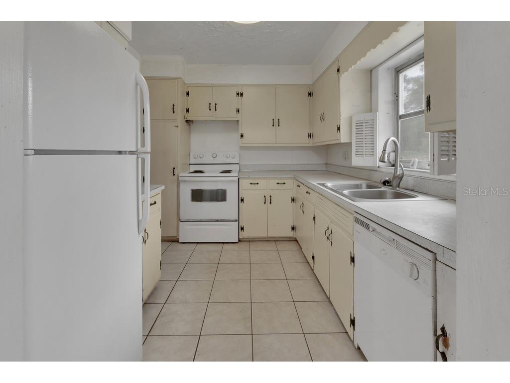 411 N Blue Lake Terrace Deland FL 32724 V4950208 image6
