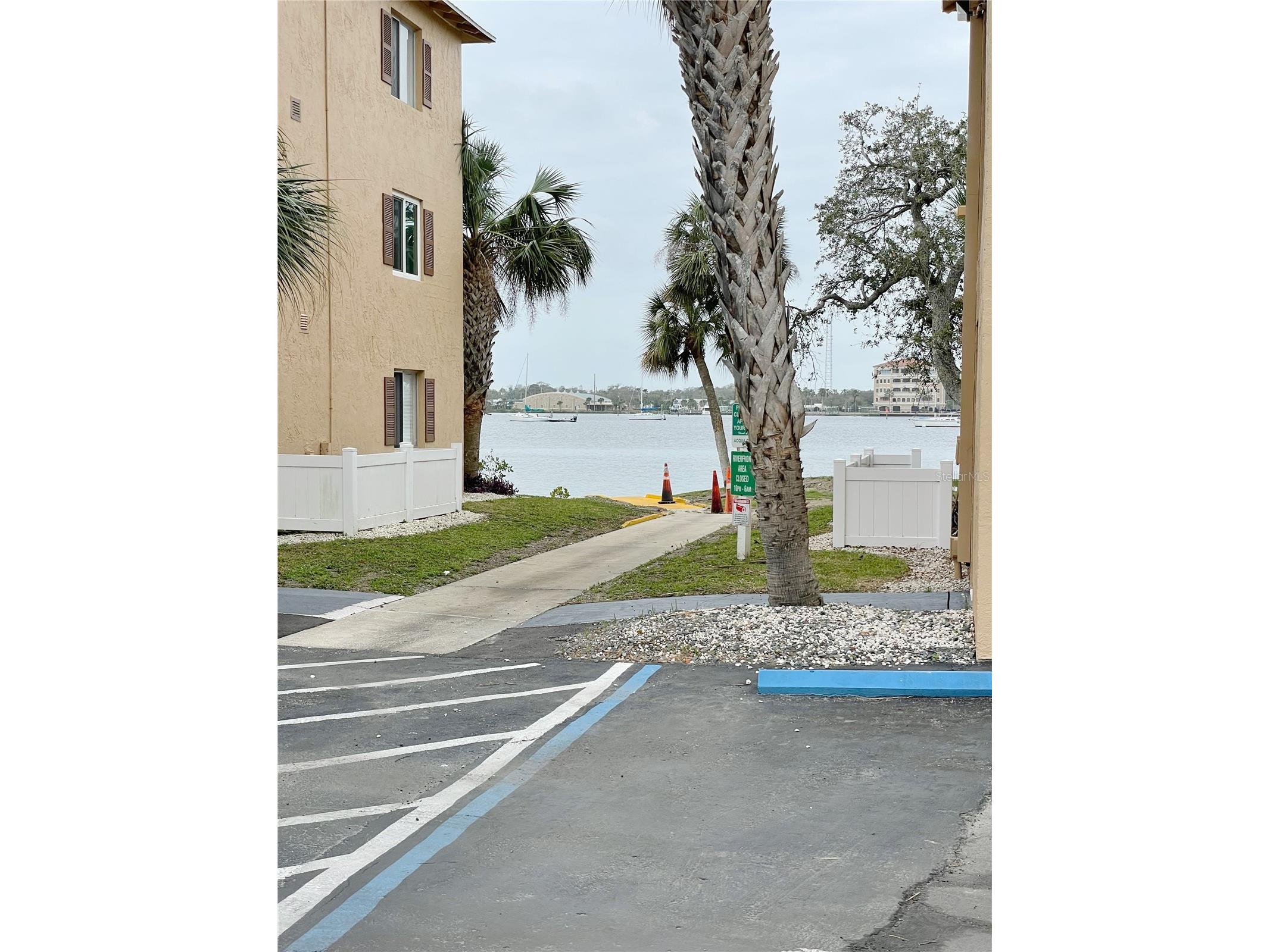 411 N Halifax Avenue #200 Daytona Beach FL 32118 O6389694 image2